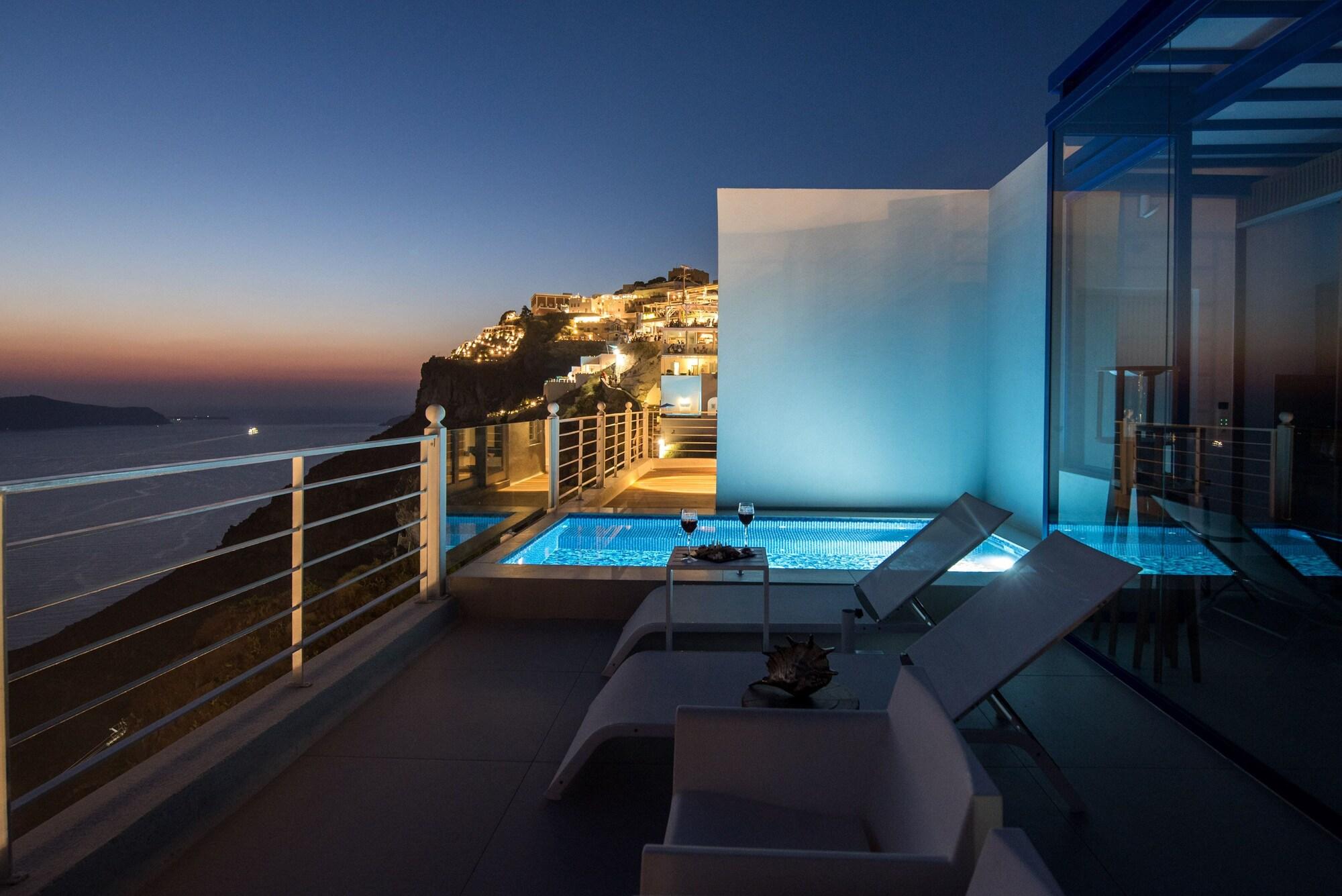 Nefeles Luxury Suites Fira  Exterior photo