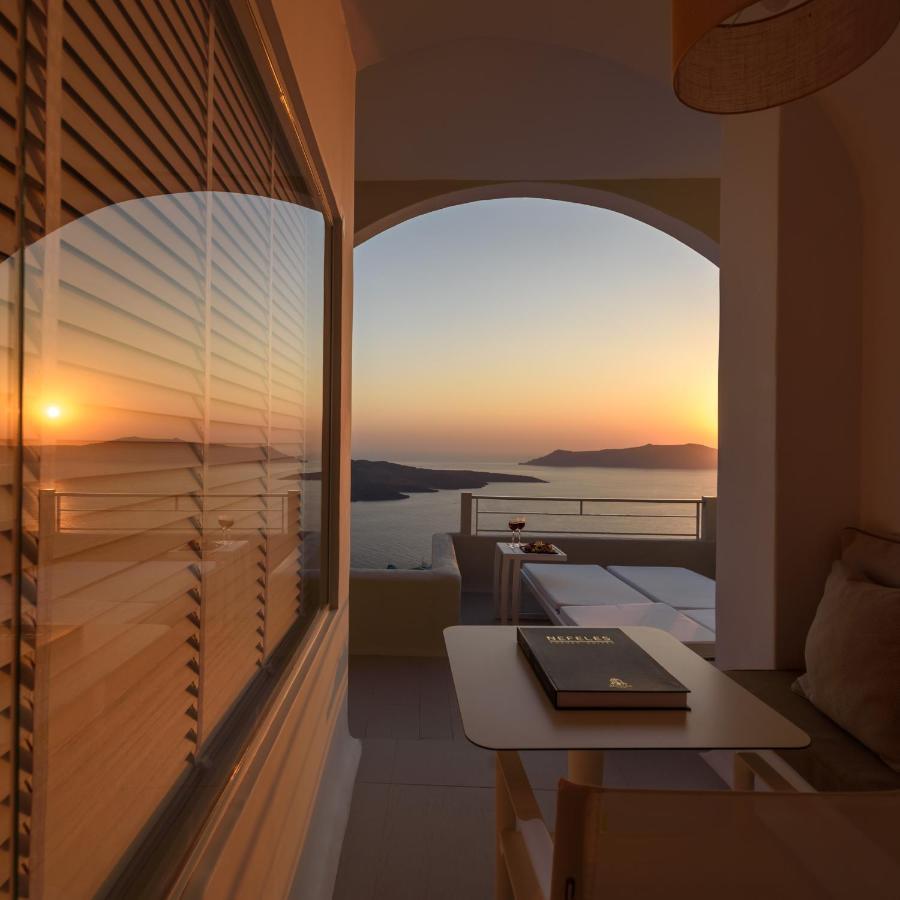 Nefeles Luxury Suites Fira  Exterior photo